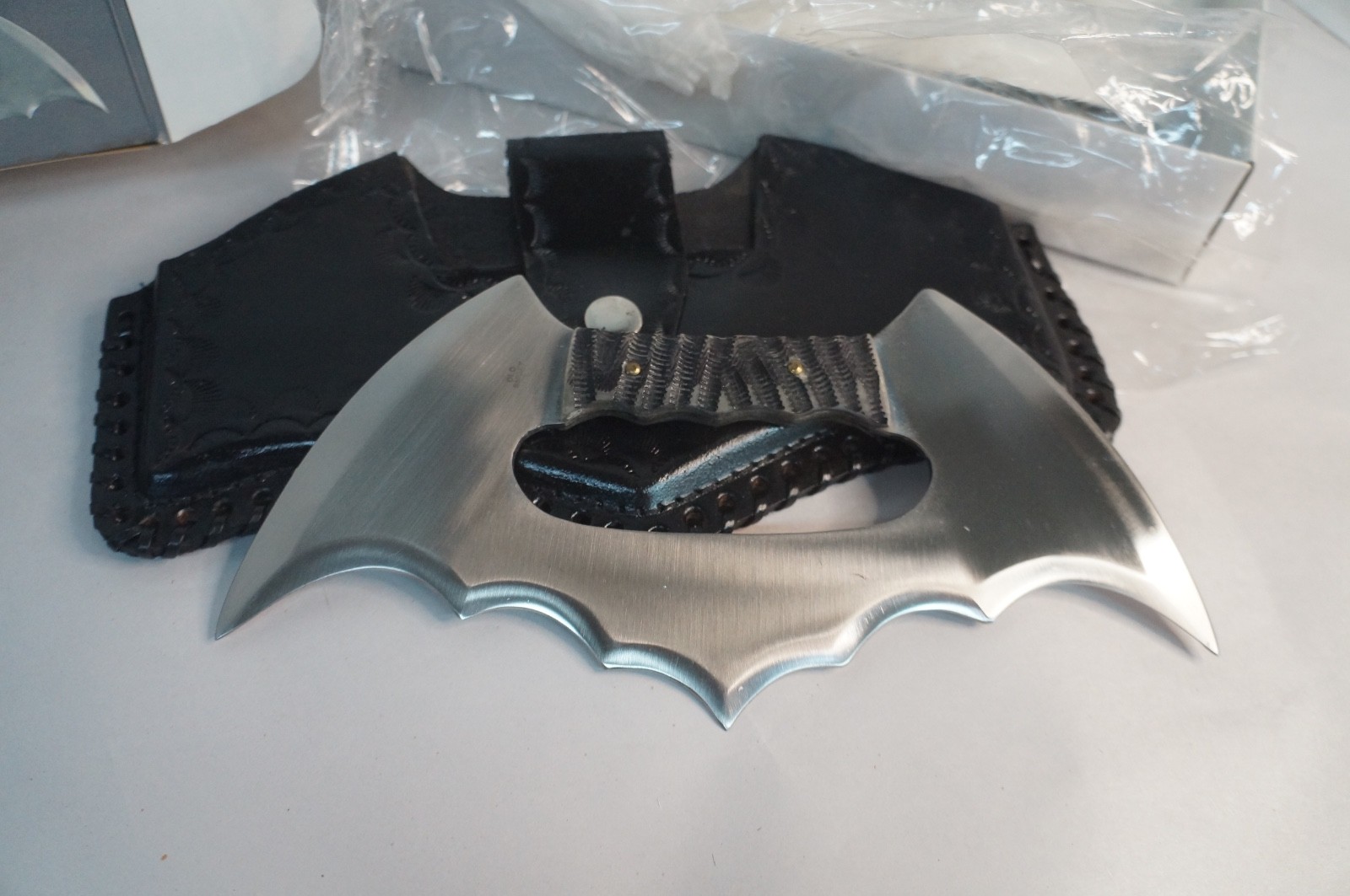 Rare Brian Wilhoite The Bat Batman Knife 9