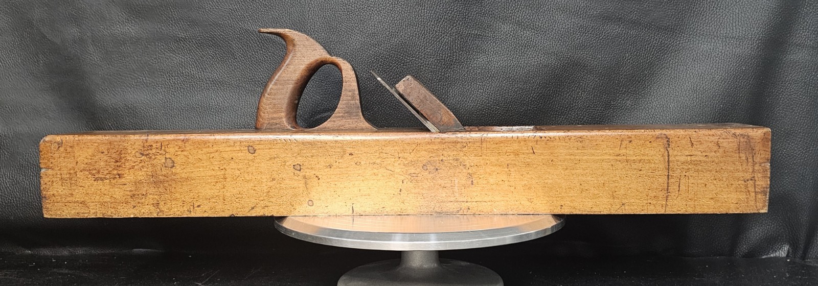 Large 18th C. Wood Jointer Plane c.1700-1799 Large 18th C. Wood Jointer Plane c.1700-1799