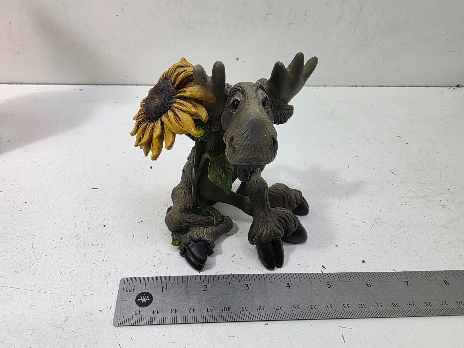 Big Sky Carvers Bearfoots Mooses Moose SUNFLOWER Figurine Retired 2002