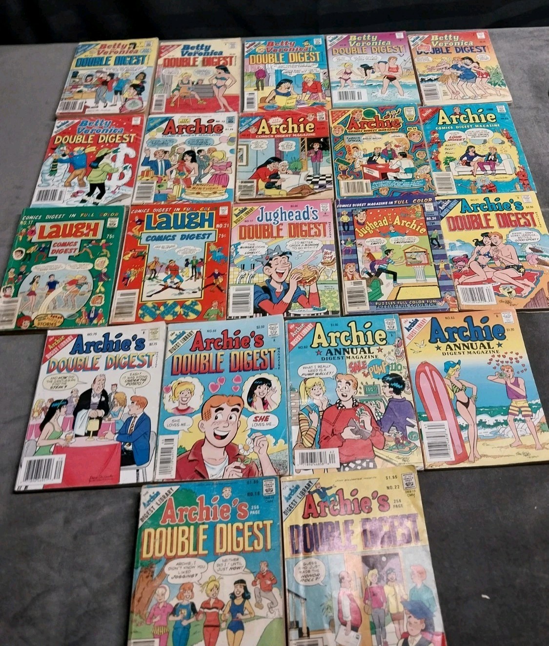 Vintage Comics Jughead Archie Betty & Veronica Comic Lot