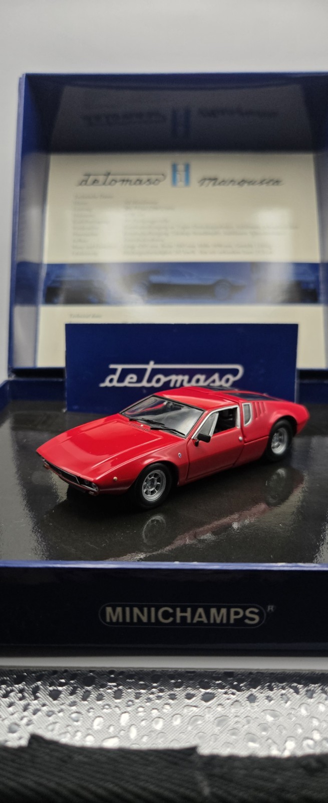 1969 DeTomaso Mangusta 1:43 MiniChamps, MIB, RARE WOW 