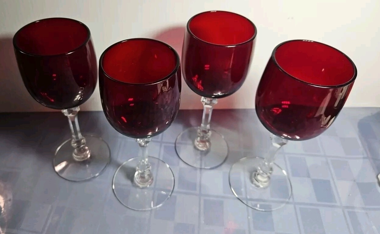 Set of 4 Ruby Red Clear Glass Stemmed Wine or Water 10oz Tiffin? EUC