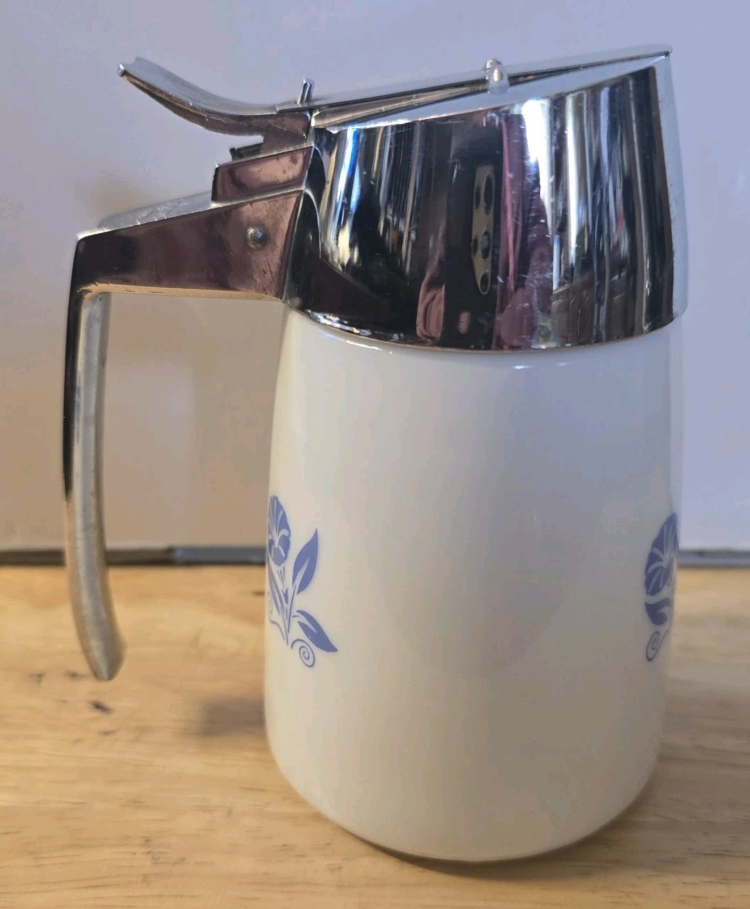Vintage Pyrex 903 Milk Glass Syrup Dispenser Blue Floral Chrome Pump Lid