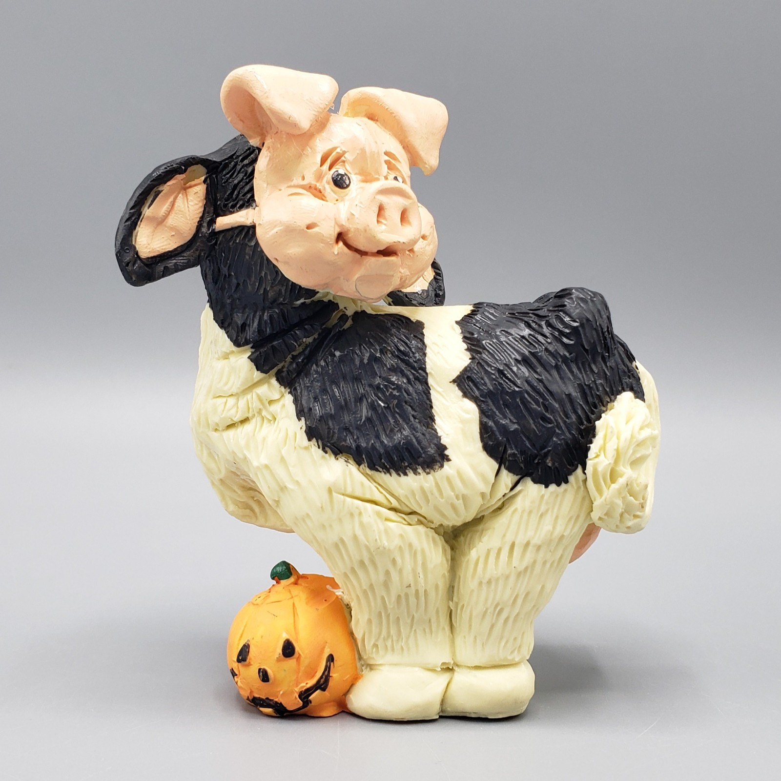 Vintage Kathy Wise Enesco Cow Figure with Pig Mask Halloween Pumpkin 1989 Taiwan