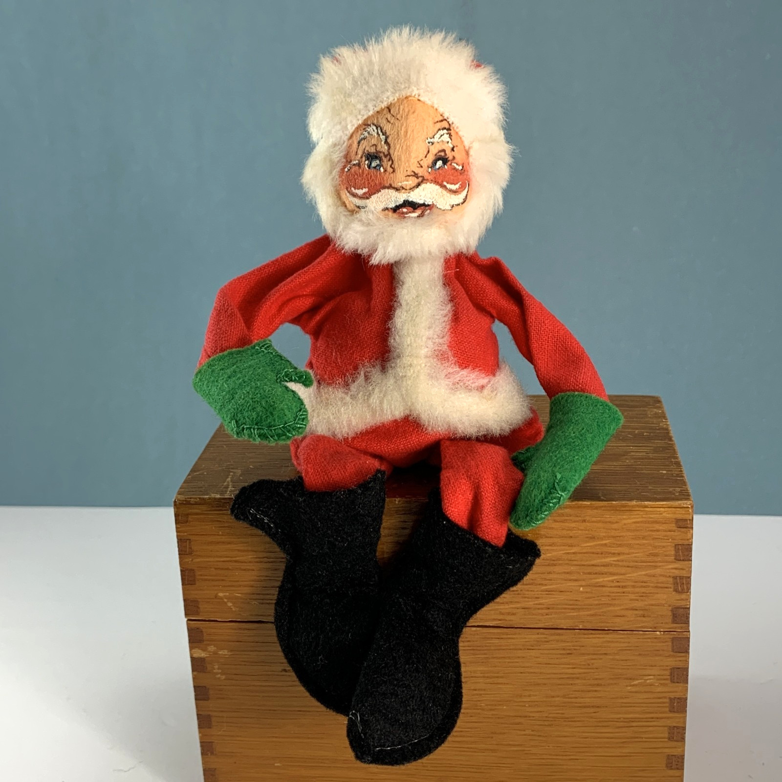 Annalee Mobilitee Dolls Santa Claus 8\
