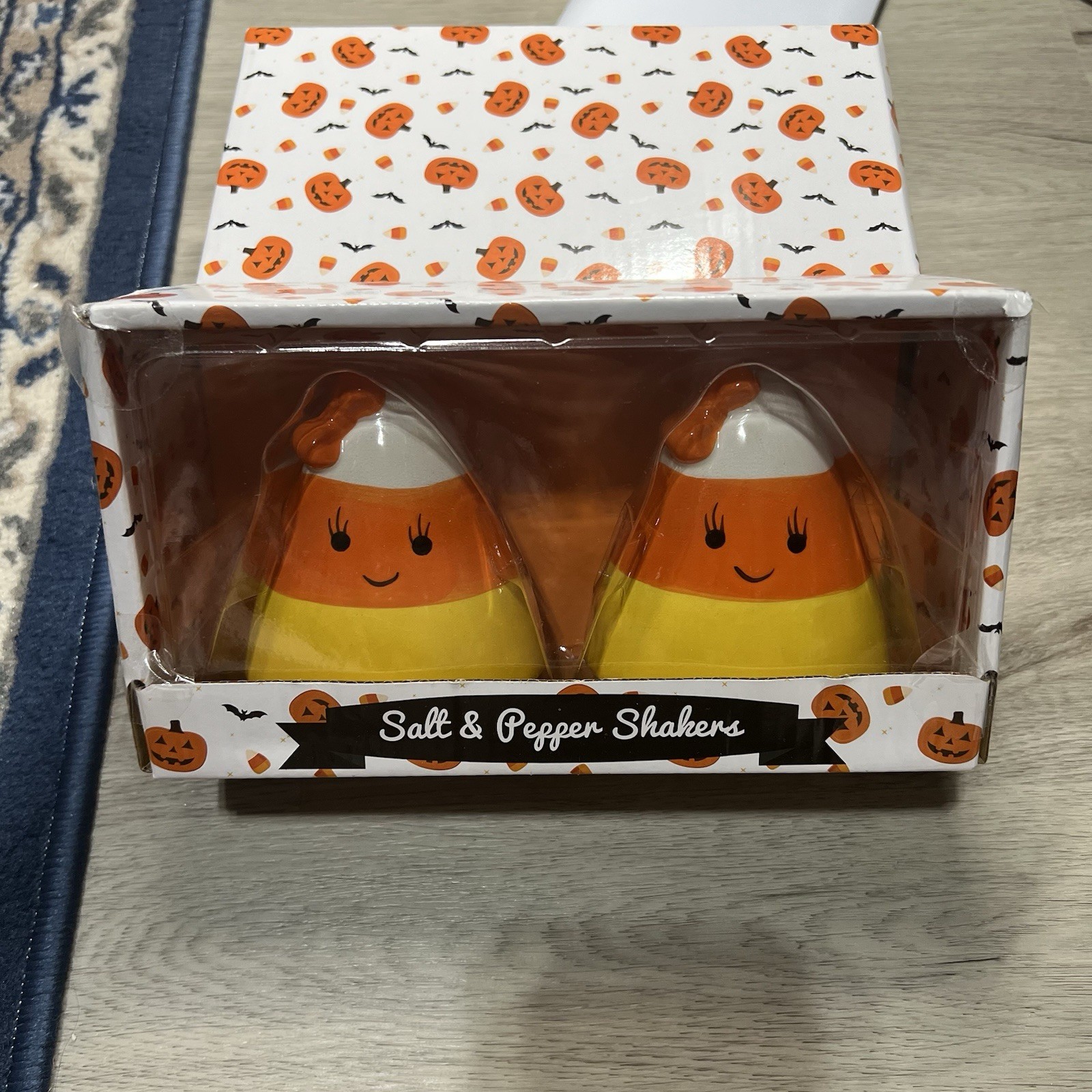 Transpac Little Village Halloween Candy Corn Salt Pepper Shaker Set Tier Tray 