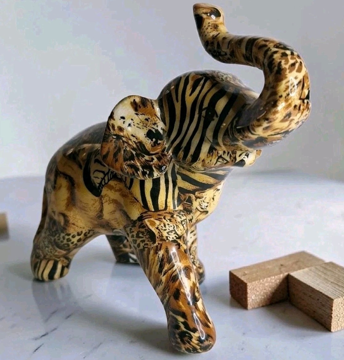 La Vie Safari Elephant Beautiful Home Collection Glazed Figurine 8\