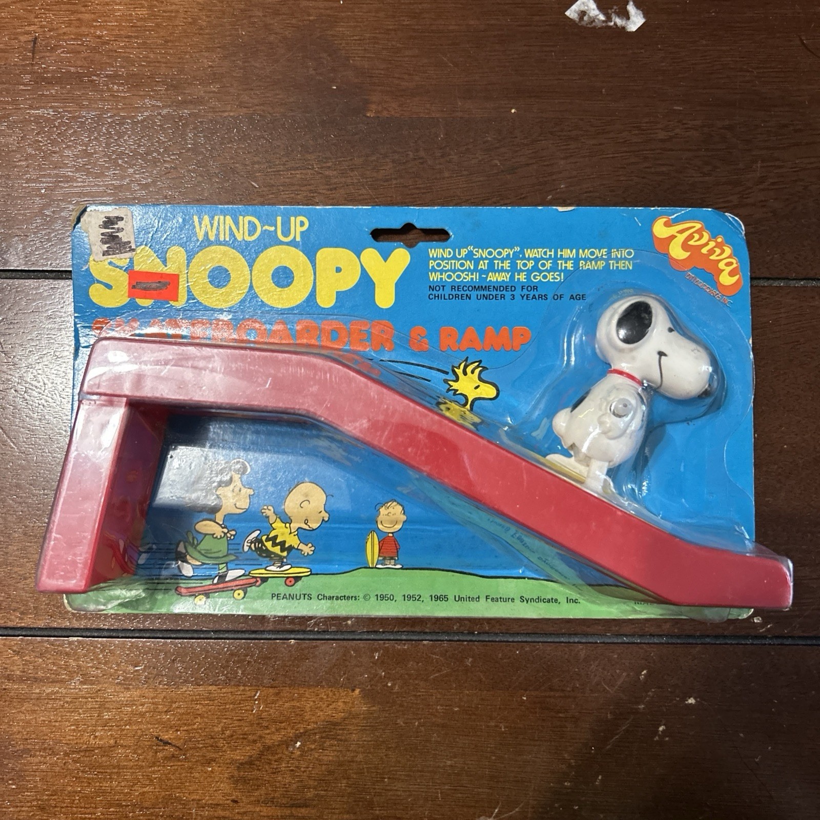 New MoC Vintage 1970s Aviva Snoopy Skateboarder and ramp wind up toy figure New MoC Vintage 1970s Aviva Snoopy Skateboarder and ramp wind up toy figure