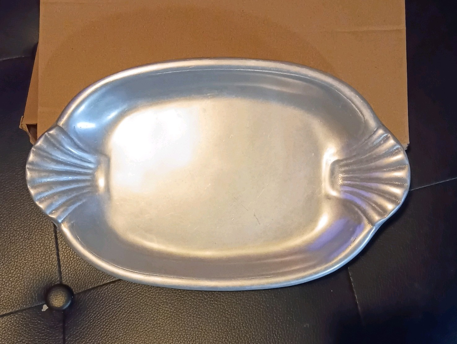 VTG Wilton Armetale RWP Oval Serving Tray w/ Shell Scallop Handles 10.5”x 6.25” VTG Wilton Armetale RWP Oval Serving Tray w/ Shell Scallop Handles 10.5”x 6.25”