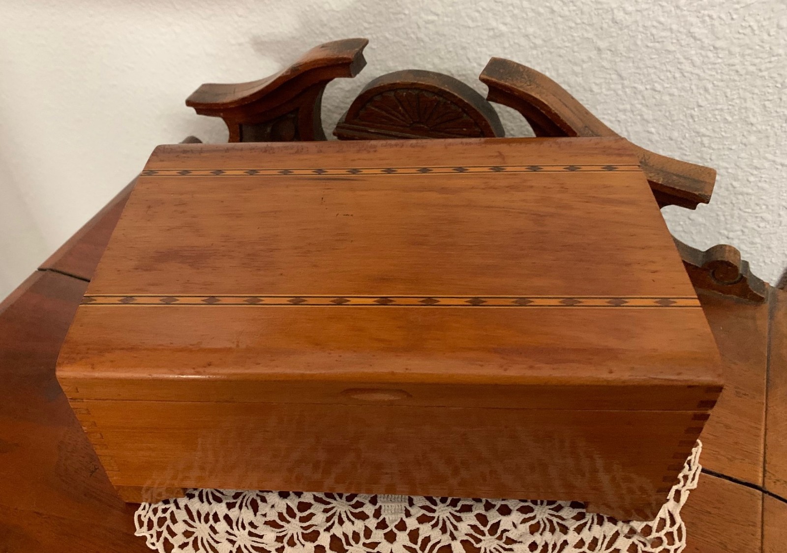 Vintage Wood Keepsake Box with Hinged Lid Geometric Marquetry Pattern Footed