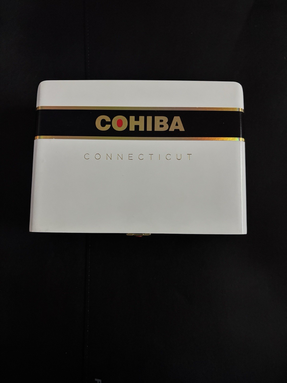 Cohiba Connecticut Gigante Empty Wooden Cigar Box 20 Count White Black Gold
