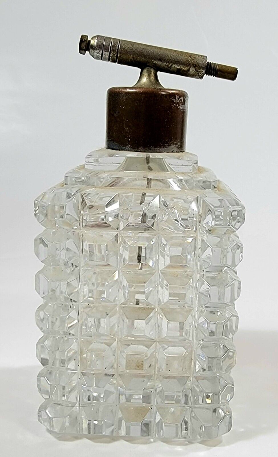 Vintage Art Deco Cut Crystal Perfume Atomiser. Perfume Botte. c 1930