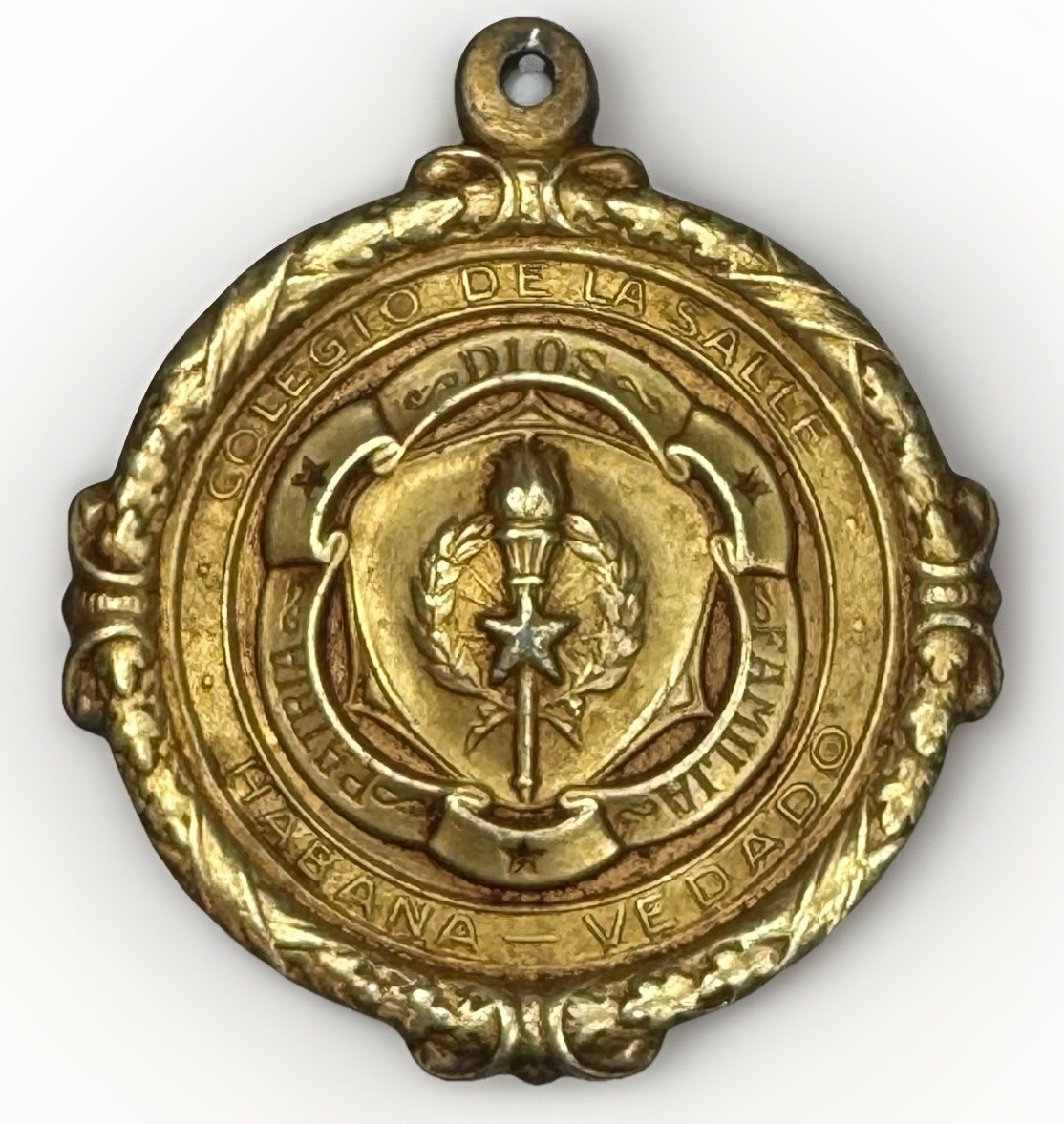 Vintage Cuba School Colegio De La Salle Patria-Dios-Familia Vedado Pin Medal 19 Vintage Cuba School Colegio De La Salle Patria-Dios-Familia Vedado Pin Medal 19