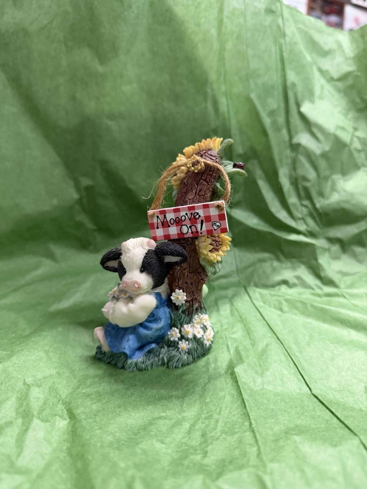 Enesco Mary\'s Moo Moos Vintage Collectible Figurine \'A Message for Moo\' 1997