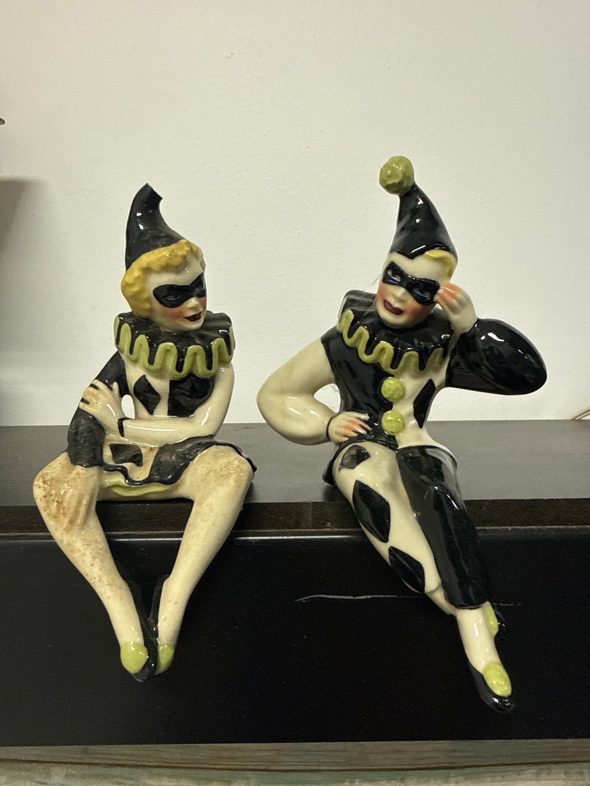 VTG 1940\'S CERAMIC ARTS STUDIO PIERROT PIERRETTE HARLEQUIN CLOWN SHELF SITTERS