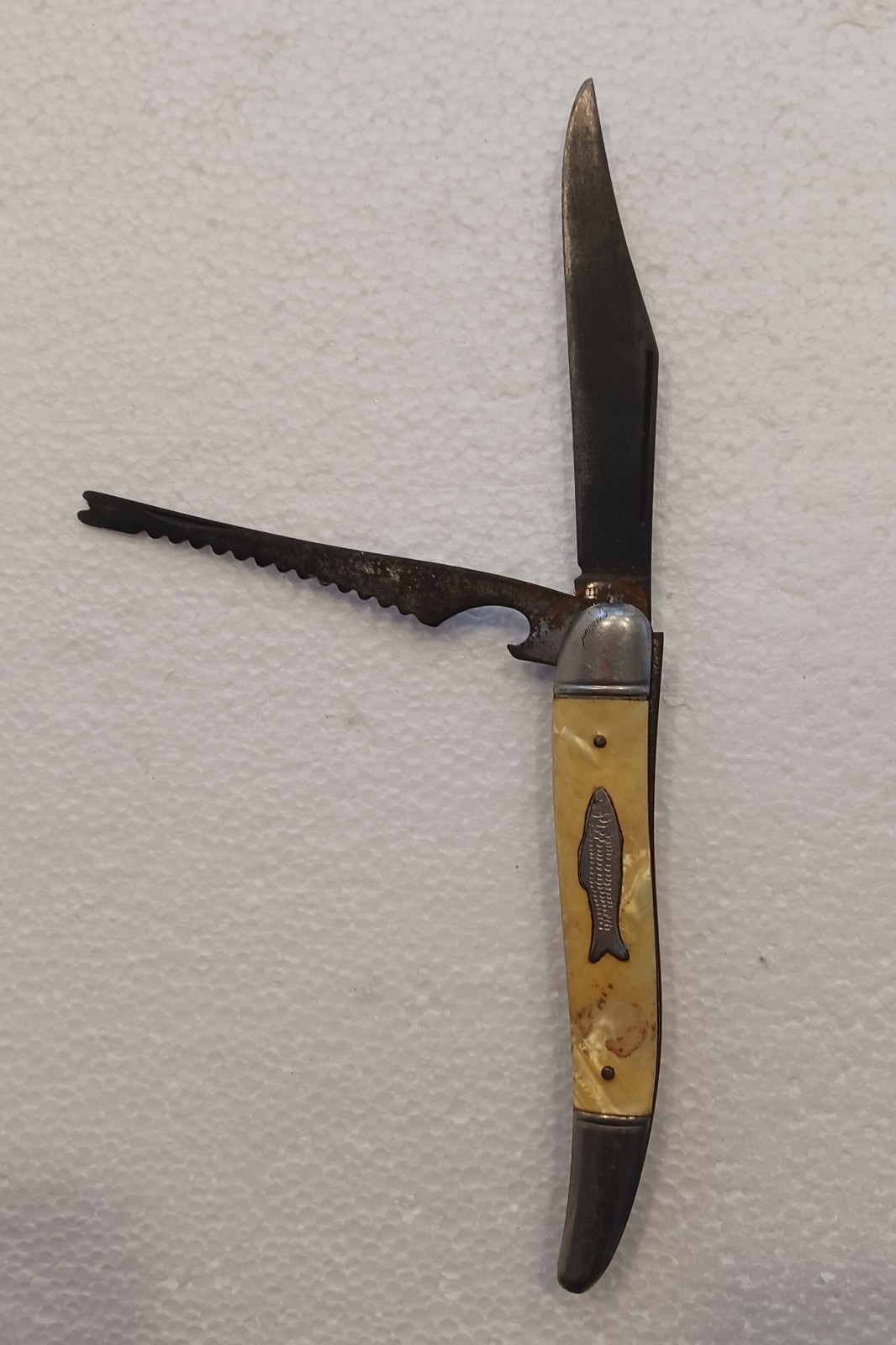 Vintage Imperial Fish Pocket Knife Vintage Imperial Fish Pocket Knife
