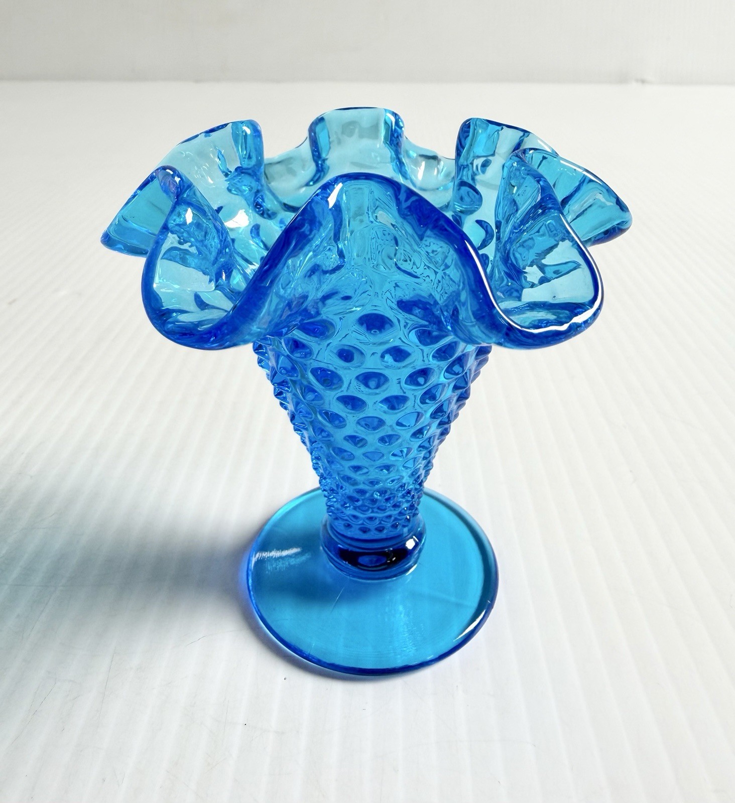 Vintage Fenton Blue Glass Ruffled Edge Hobnail Vase MCM 4”