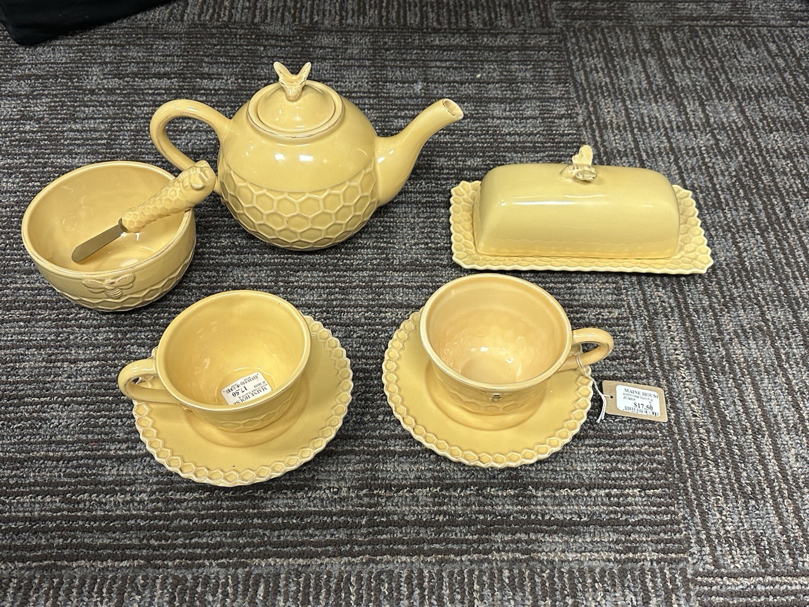 Honeycomb Teapot Boston International Yellow Bee With Multiple Pieces