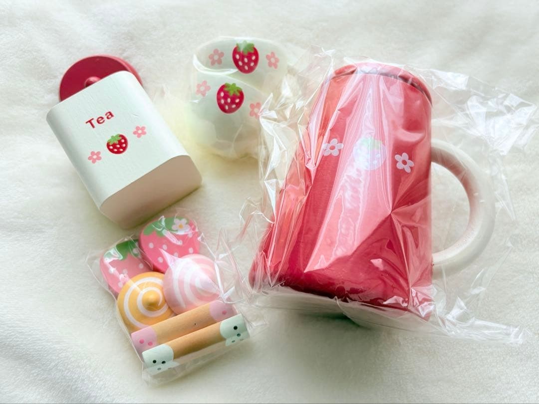 Wild Strawberry Play Set Mother Garden JPN Limited Edition Rare Anime Model VHTF