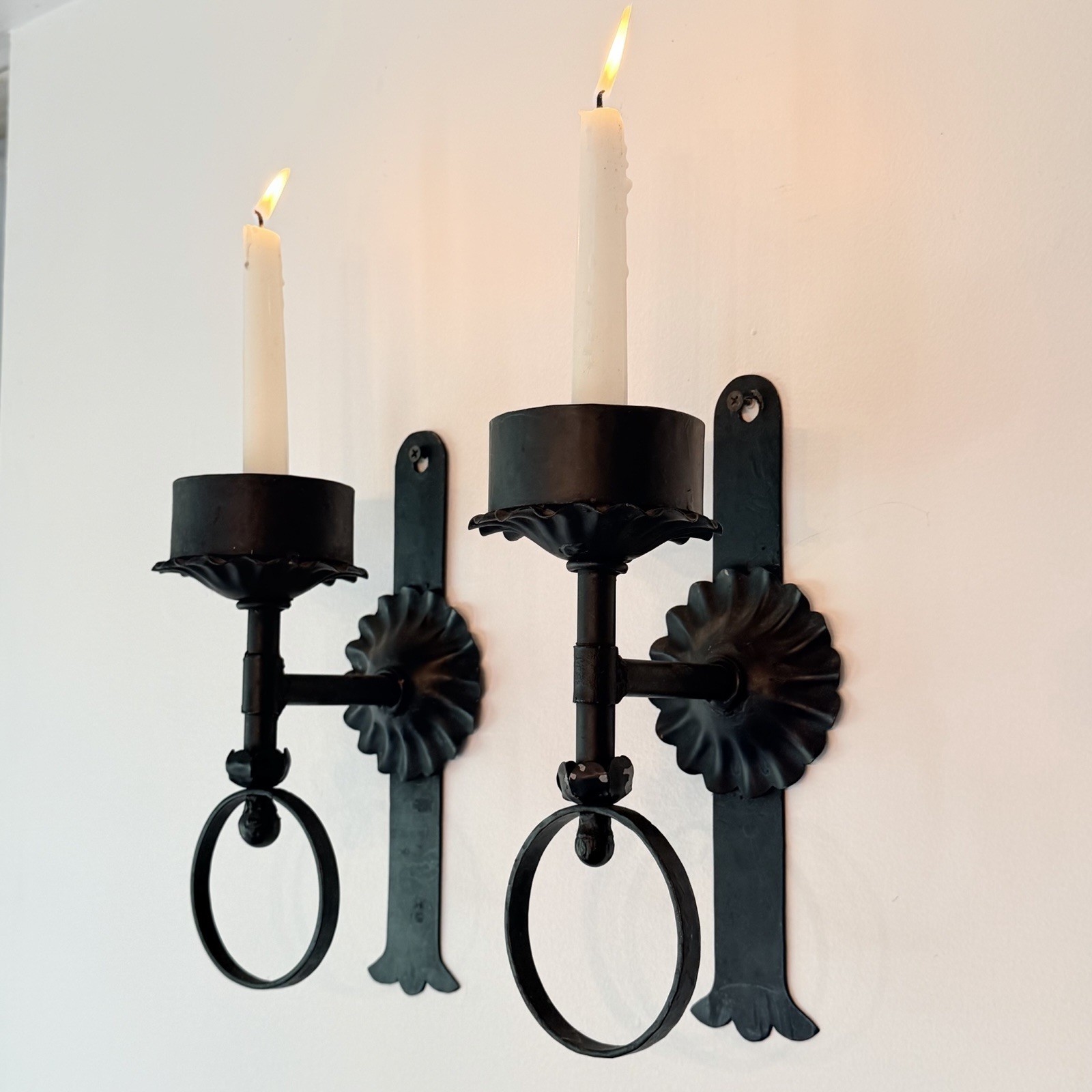 VTG Italian Black Wrought Iron Style Candle Wall Sconces Pair Mediterranean 10”