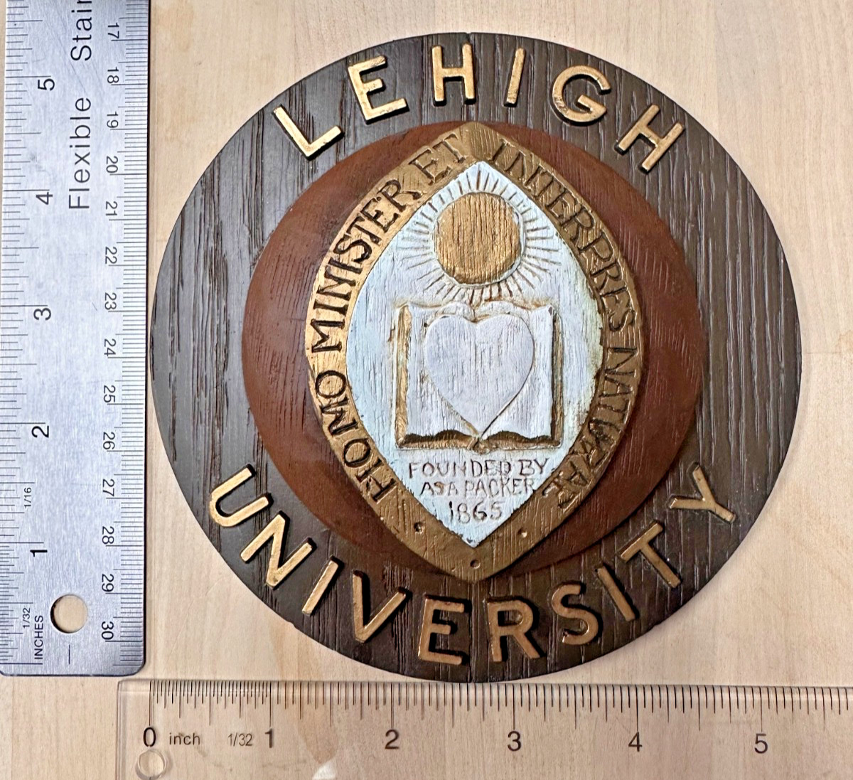 VINTAGE SEAL OF LEHIGH UNIVERSITY  - RESIN WOOD GRAIN PLAQUE –UNIQUE & RARE
