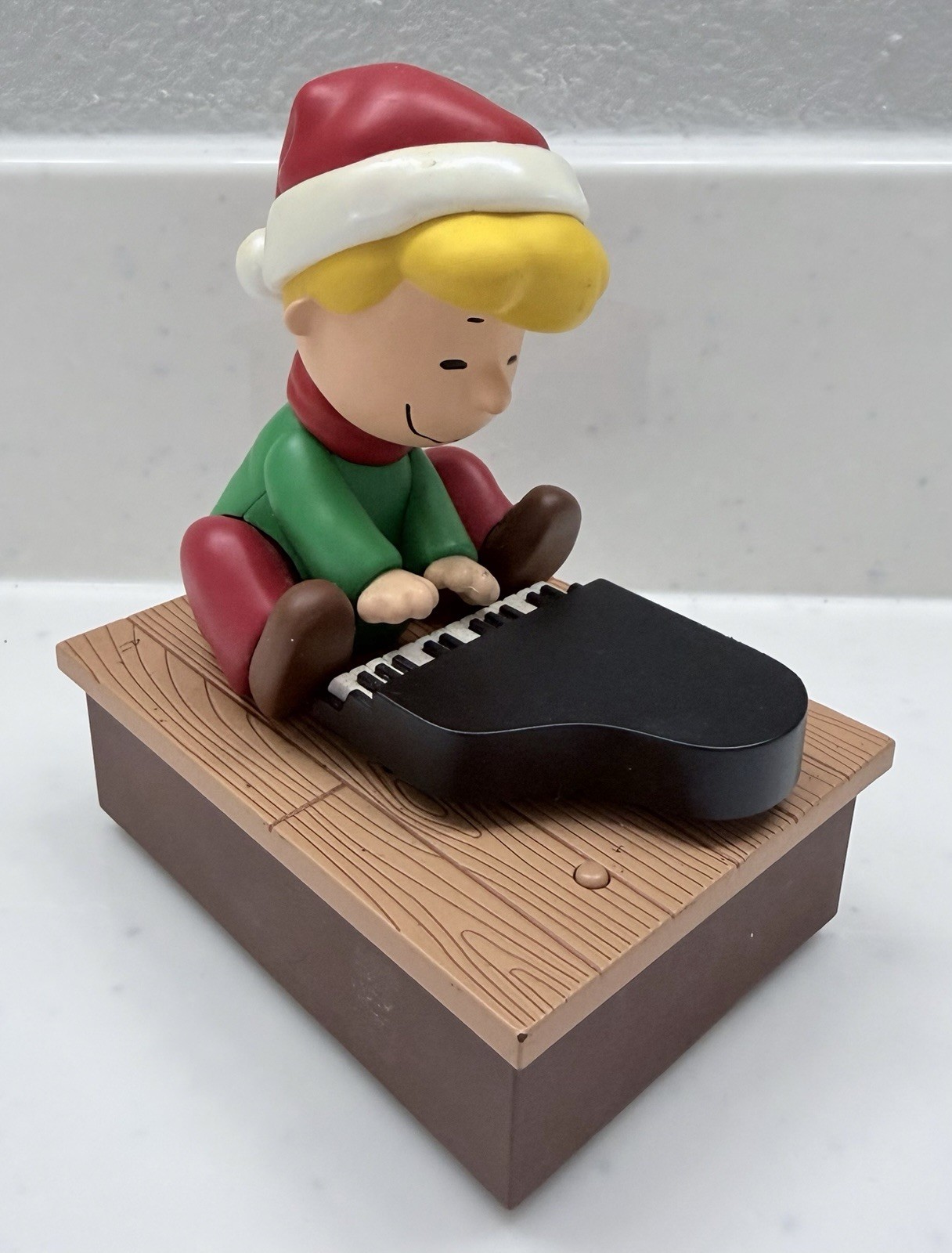 2011 Hallmark Peanuts Wireless Christmas Band Schroeder Piano - Tested and Works 2011 Hallmark Peanuts Wireless Christmas Band Schroeder Piano - Tested and Works