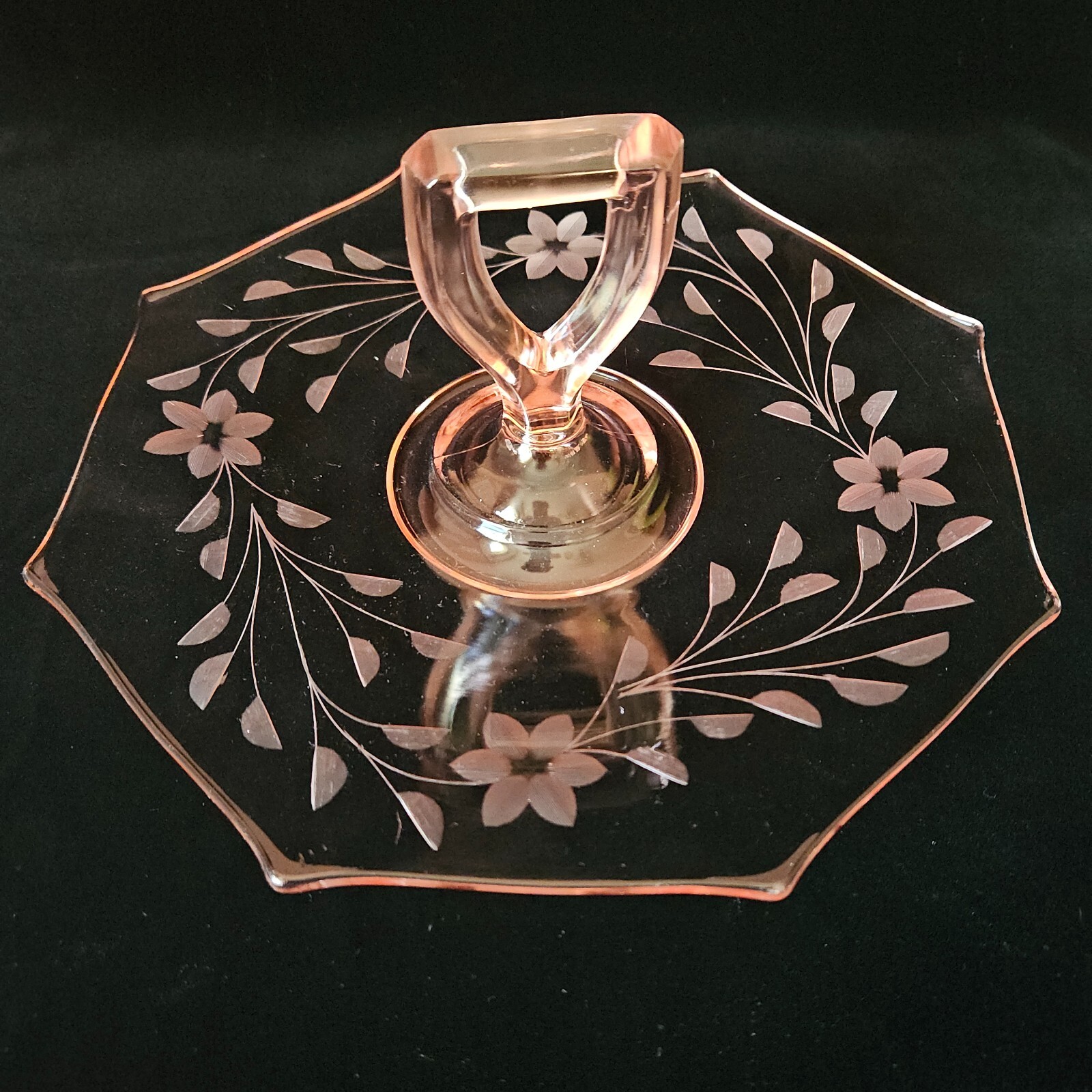 Depression Glass Pink Octagonal Serving Plate Tray Center Handle Vintage 9.5 Depression Glass Pink Octagonal Serving Plate Tray Center Handle Vintage 9.5