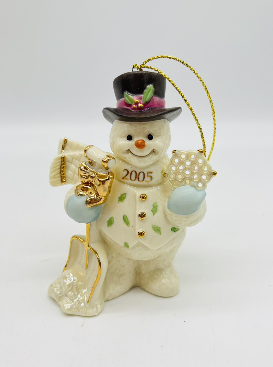 Lenox 2005 Annual Snowman Ornament A Chilly Christmas with Box Porcelain EUC