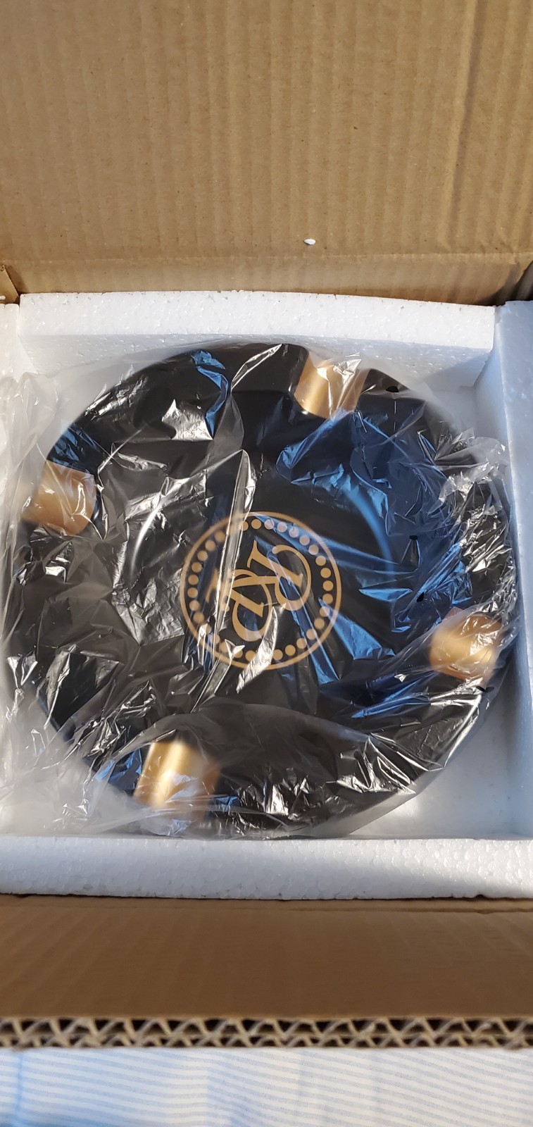 Rocky Patel Deep Dish Round Cermaic Black and Gold Cigar Ashtray IN BOX