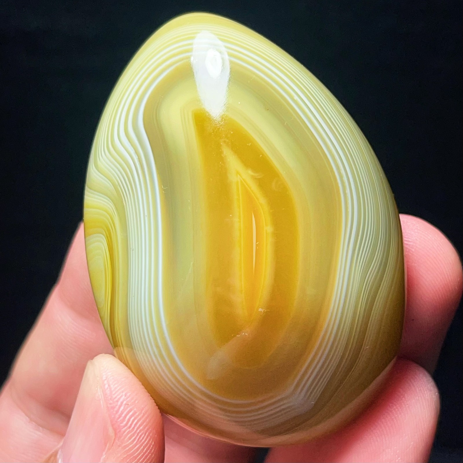 TOP 96G Polished Silk Banded Agate Lace Agate Crystal Madagascar L6218
