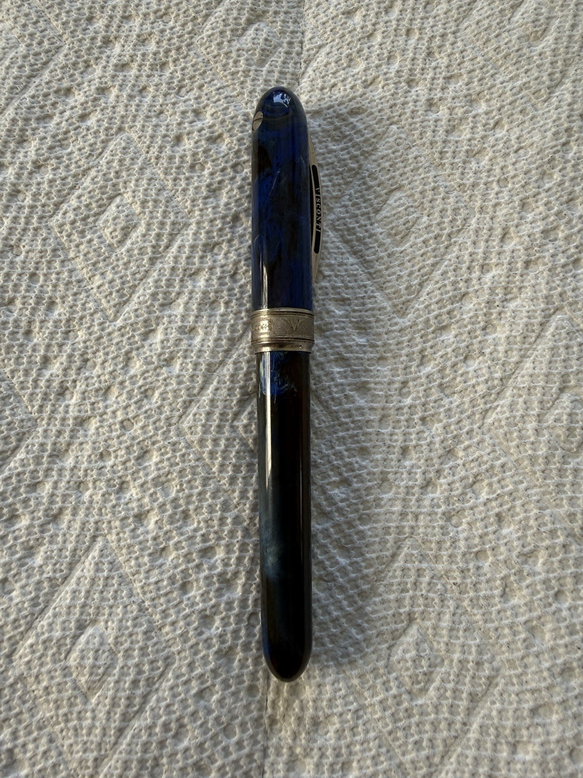 Visconti Van Gogh Blue Ocean Swirl fountain pen, 14k Nib Visconti Van Gogh Blue Ocean Swirl fountain pen, 14k Nib
