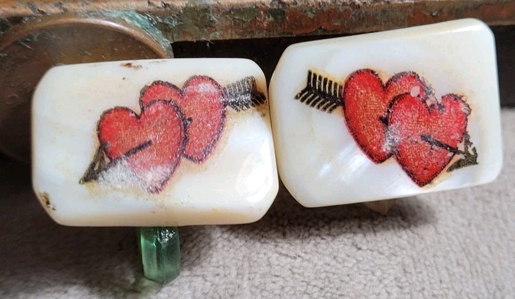 Vintage Kid\'s Clip On Earrings With Hearts Gumball Prize Toy Jewelry