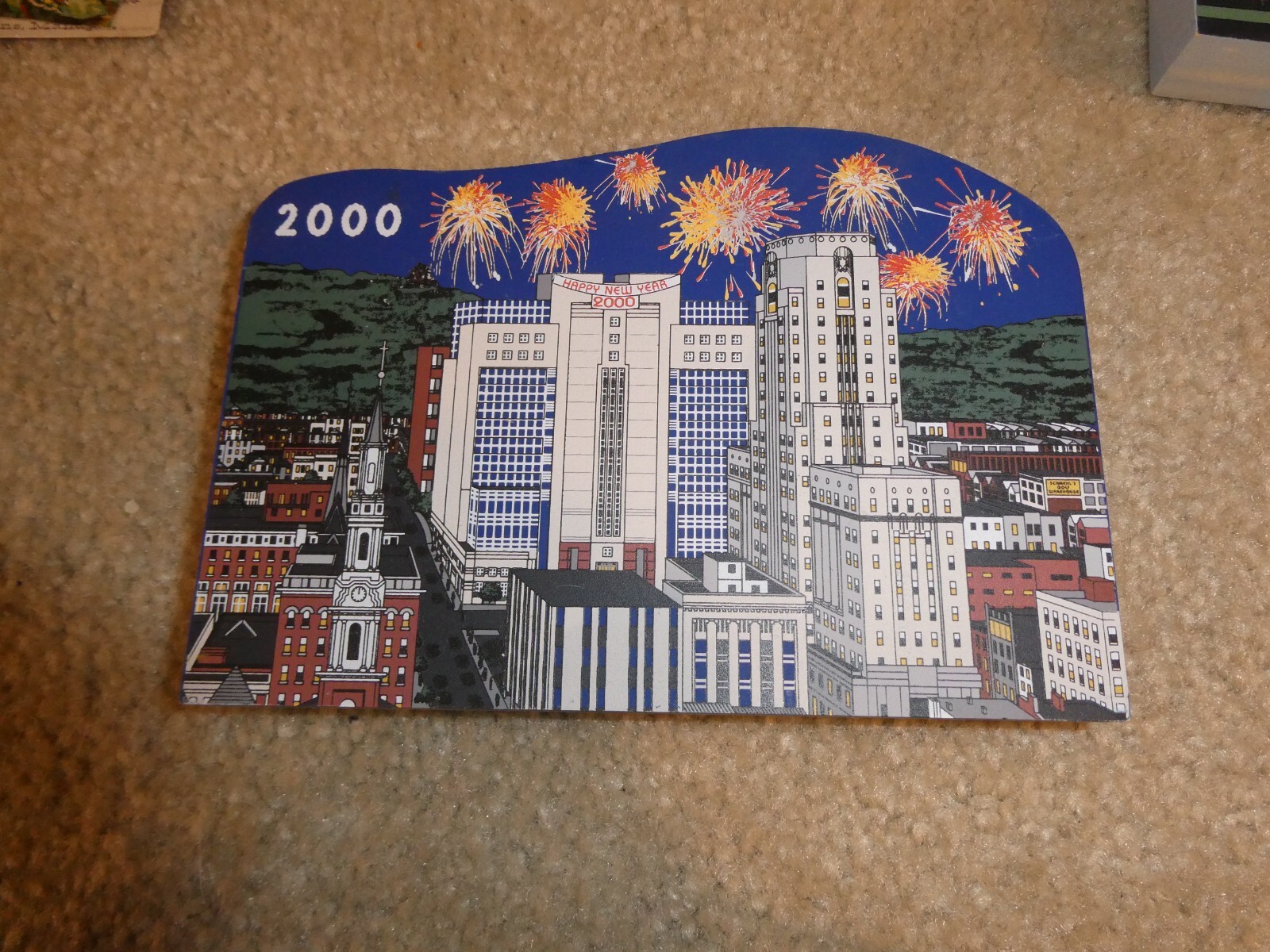 1999 Hometowne Wood Building Ledge Sitter Reading PA 2000 Celebration #/2000
