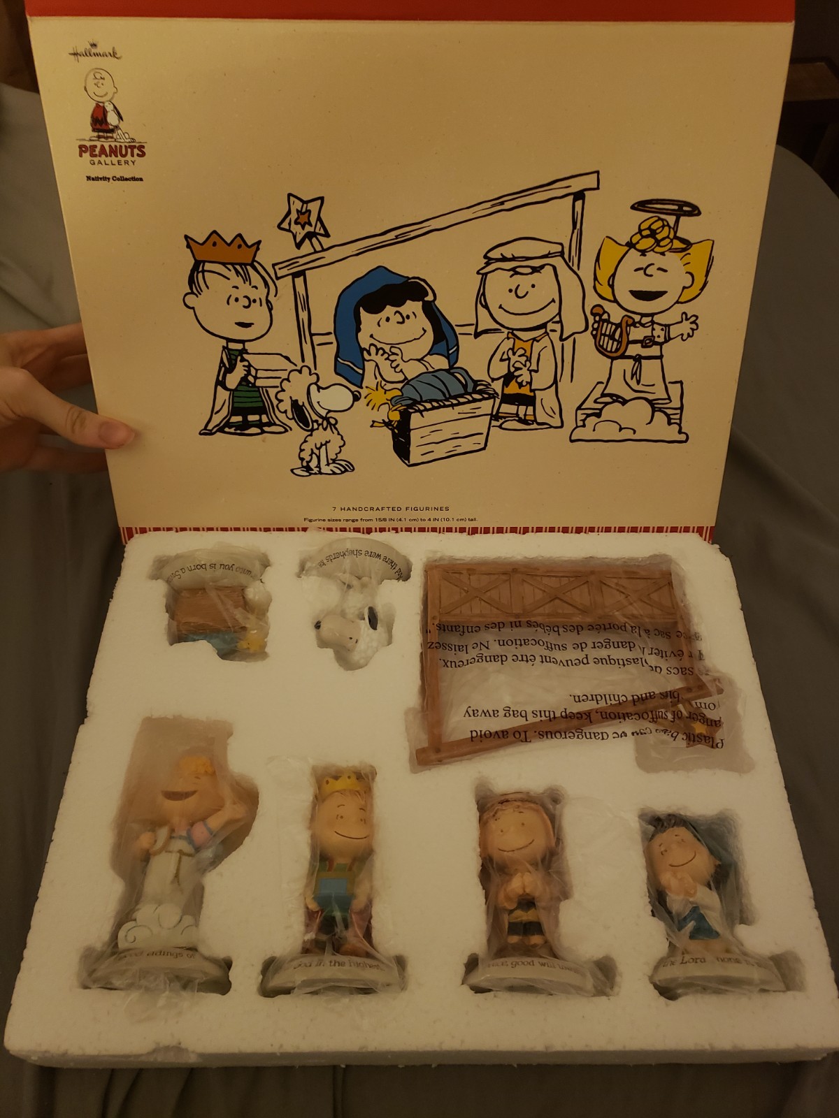 Hallmark Peanuts Gallery Nativity Collection 7 Hand Crafted Figurines 