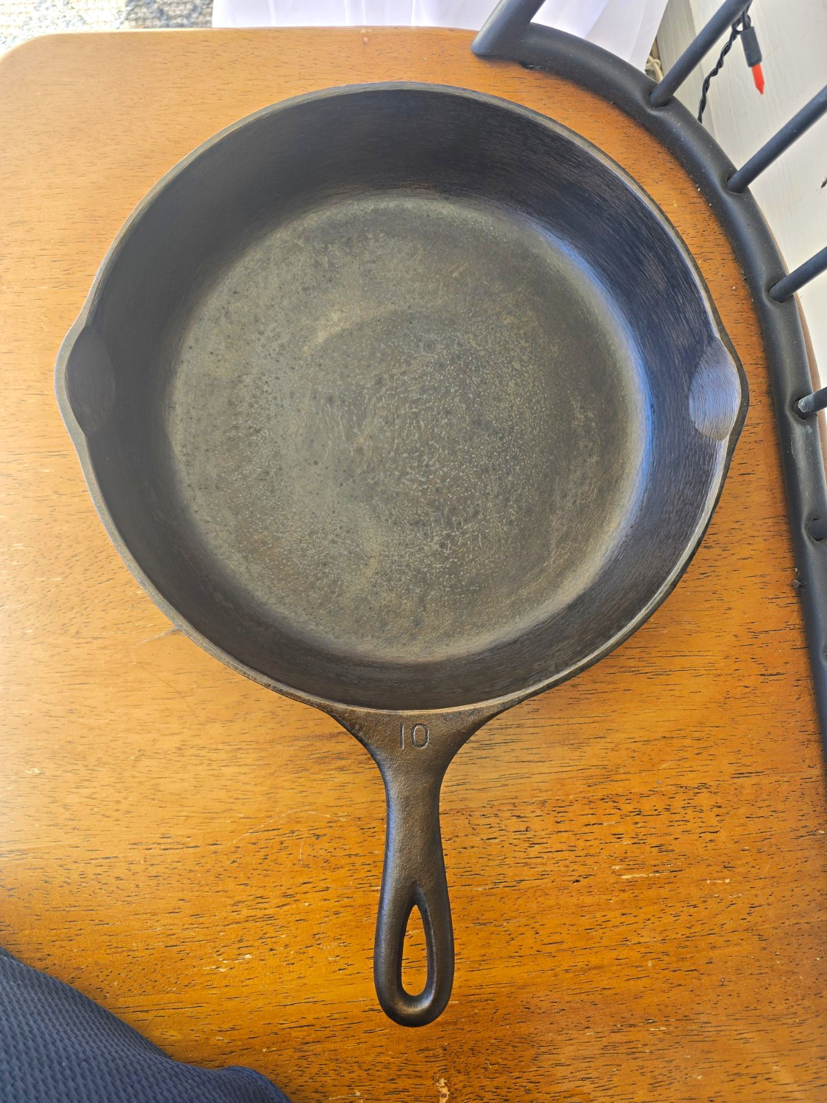Vintage Wagner Ware Sidney -O- Cast Iron Skillet 10 Smooth 1060 S USA 10\
