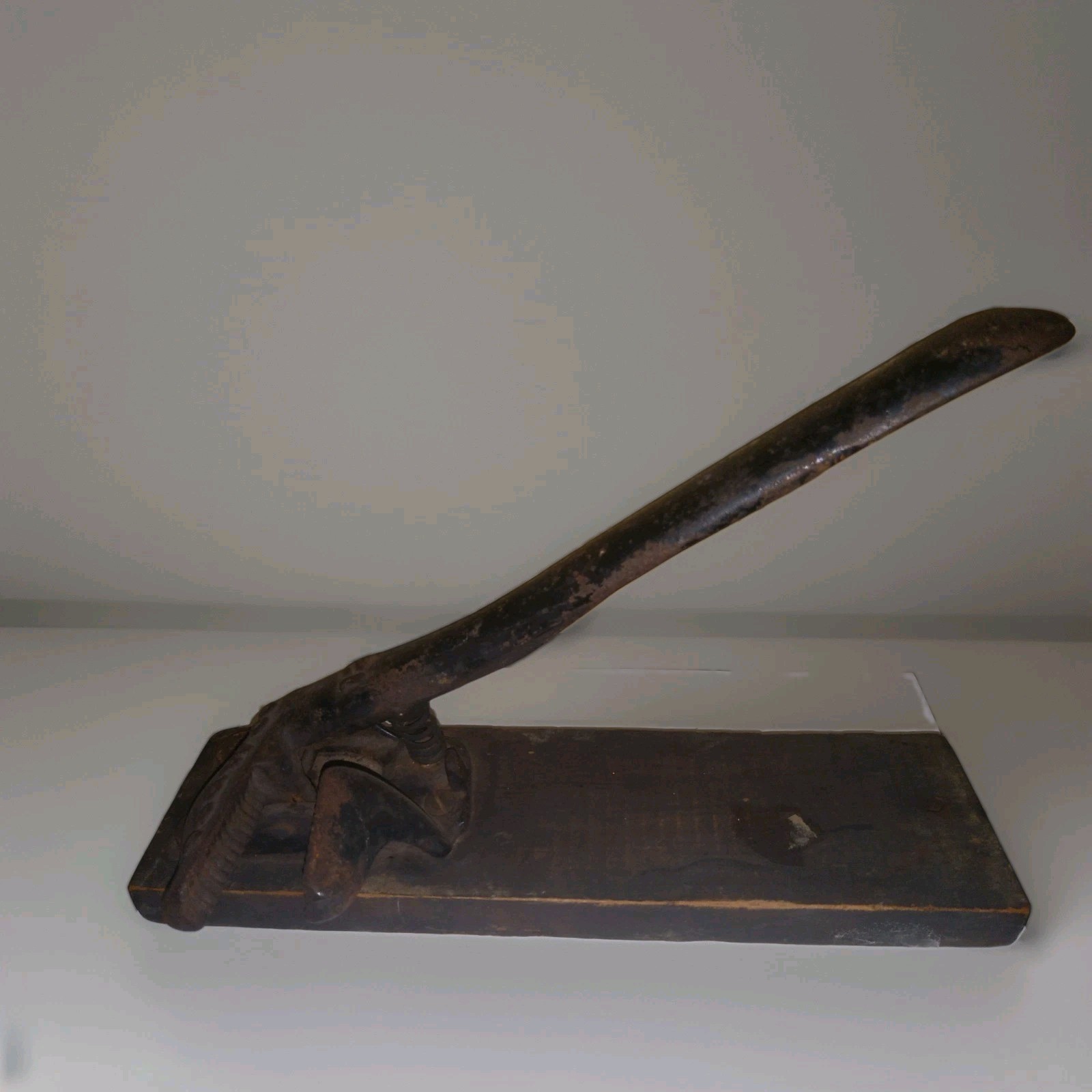 Antique PS&W Co No 12 Cast Iron Nutcracker Apothecary Tool Primitive Compressor