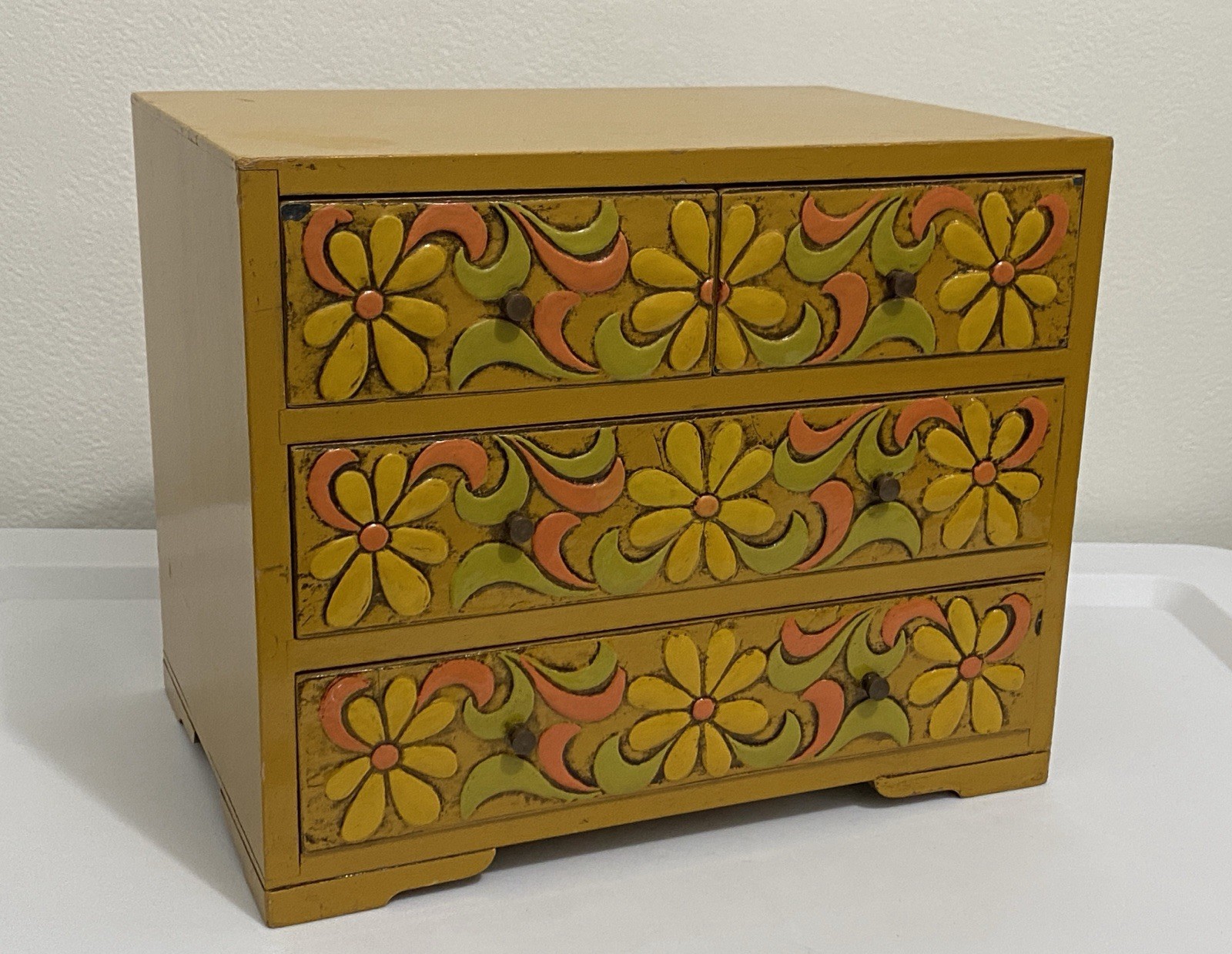 Vtg FLOWER POWER Lacquered Mid Century Mustard Yellow 4 Drawer Jewelry Chest Box