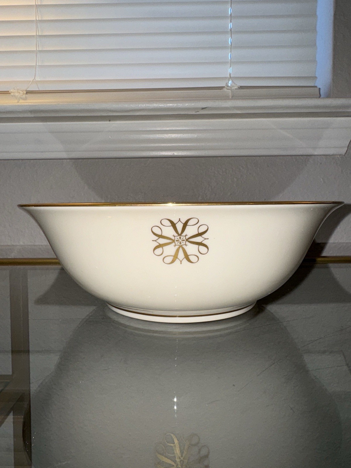 Lenox Avon’s Very Best - 1980 President’s Club Bowl, 9 1/4”