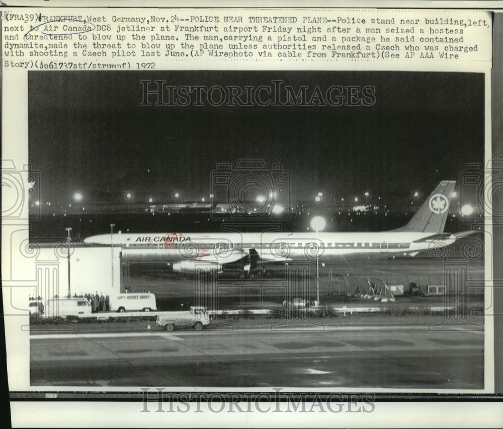1972 Press Photo Air Canada DC8 Jetliner Involved in Hostage Standoff, Frankfurt