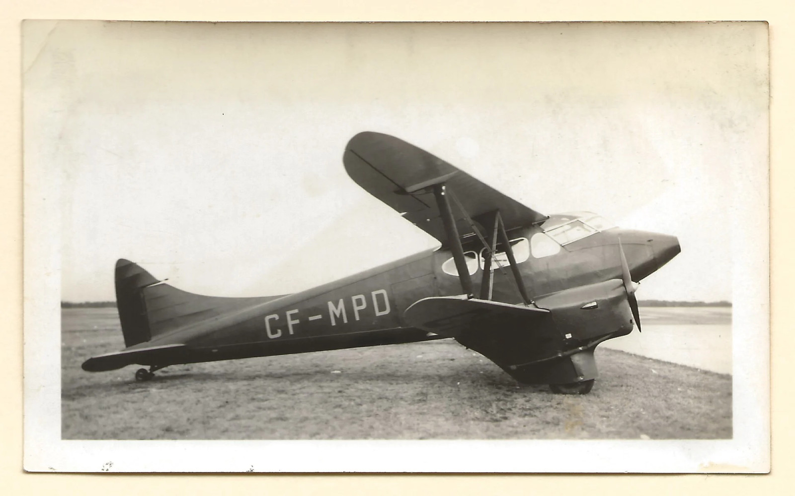DH.90 Dragonfly CF-MPD RCMP Royal Canadian Mounted Police c. 1937 Original Photo DH.90 Dragonfly CF-MPD RCMP Royal Canadian Mounted Police c. 1937 Original Photo