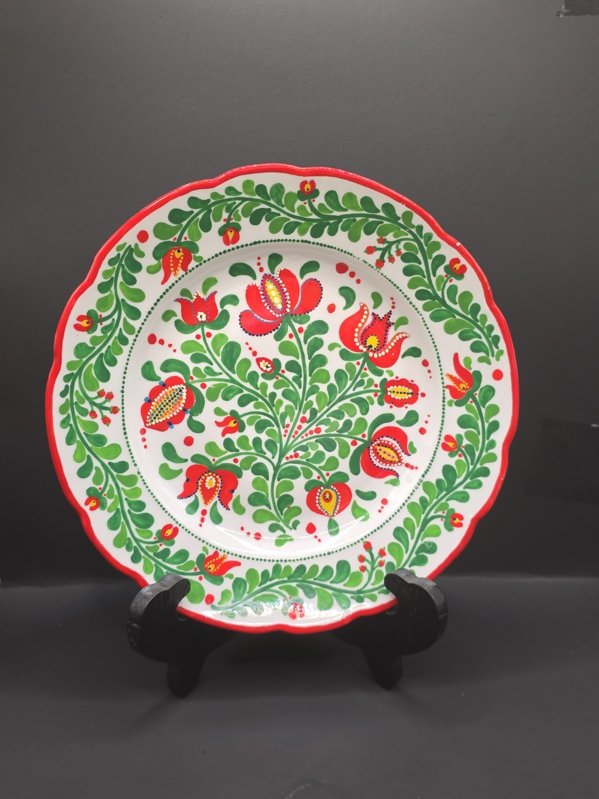 Vintage Marton Studios Hungarian Handpainted Folk Art Plate Red/Green Floral 9\