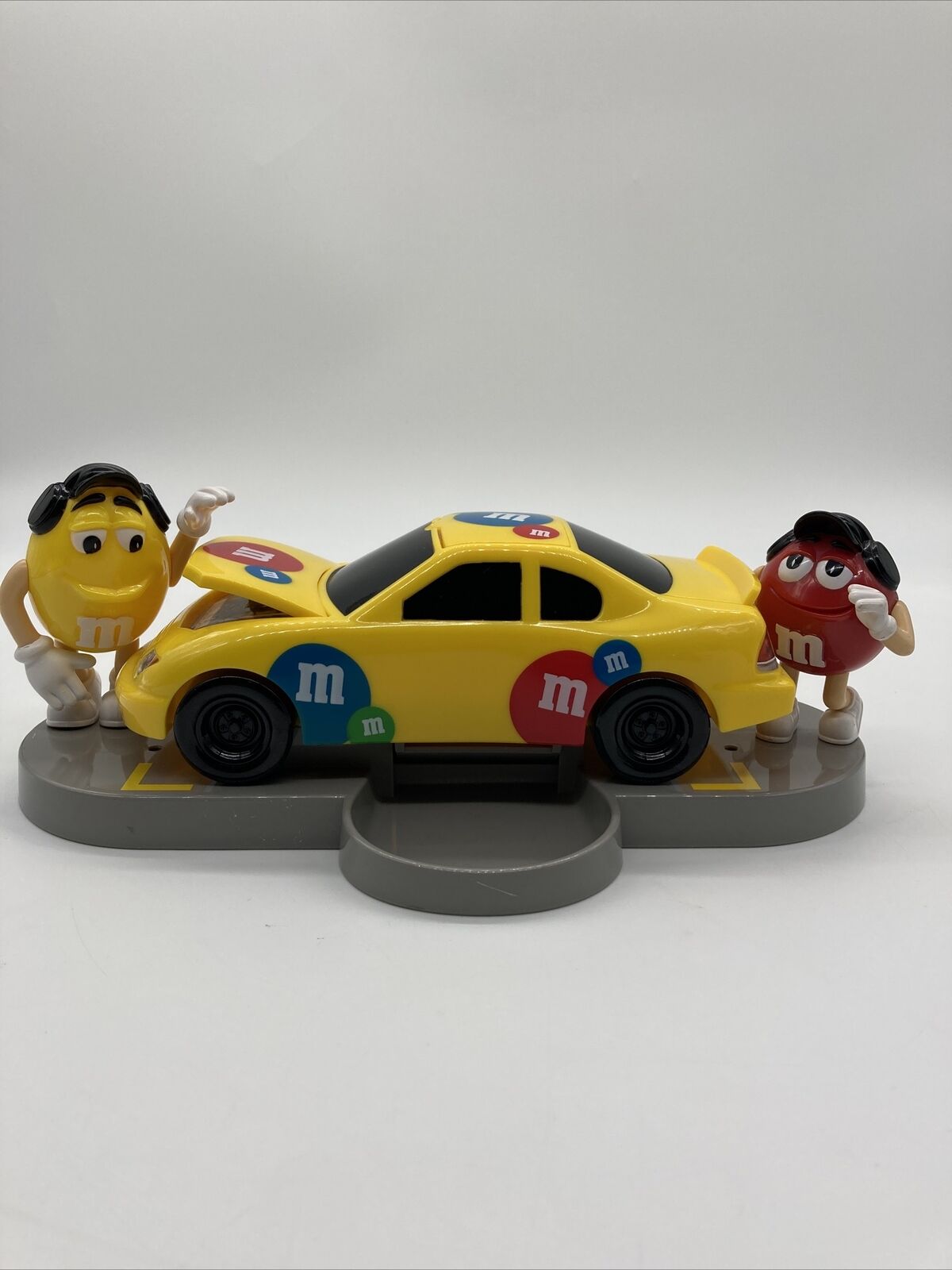 M&M\'s Under The Hood Candy Dispenser Yellow Race Car Nascar Yellow & Red M&M\'s
