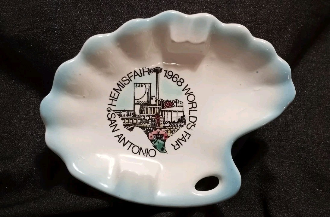 Vintage 1968 World's Fair Hemisfair San Antonio Texas Glazed Souvenir Ashtray Vintage 1968 World's Fair Hemisfair San Antonio Texas Glazed Souvenir Ashtray