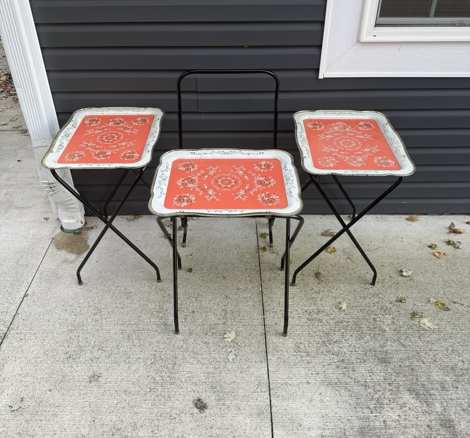 Vintage MCM 3 Piece Metal TV Tray Tables Red Floral Gold Folding Nesting Set