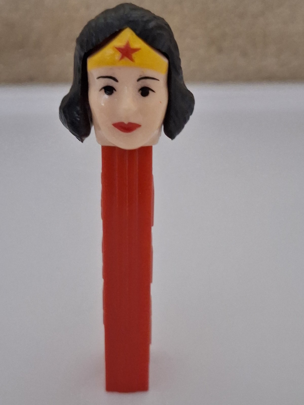 Vintage 1981 Wonder Woman No Feet Pez Dispenser Made in Austria 3.9