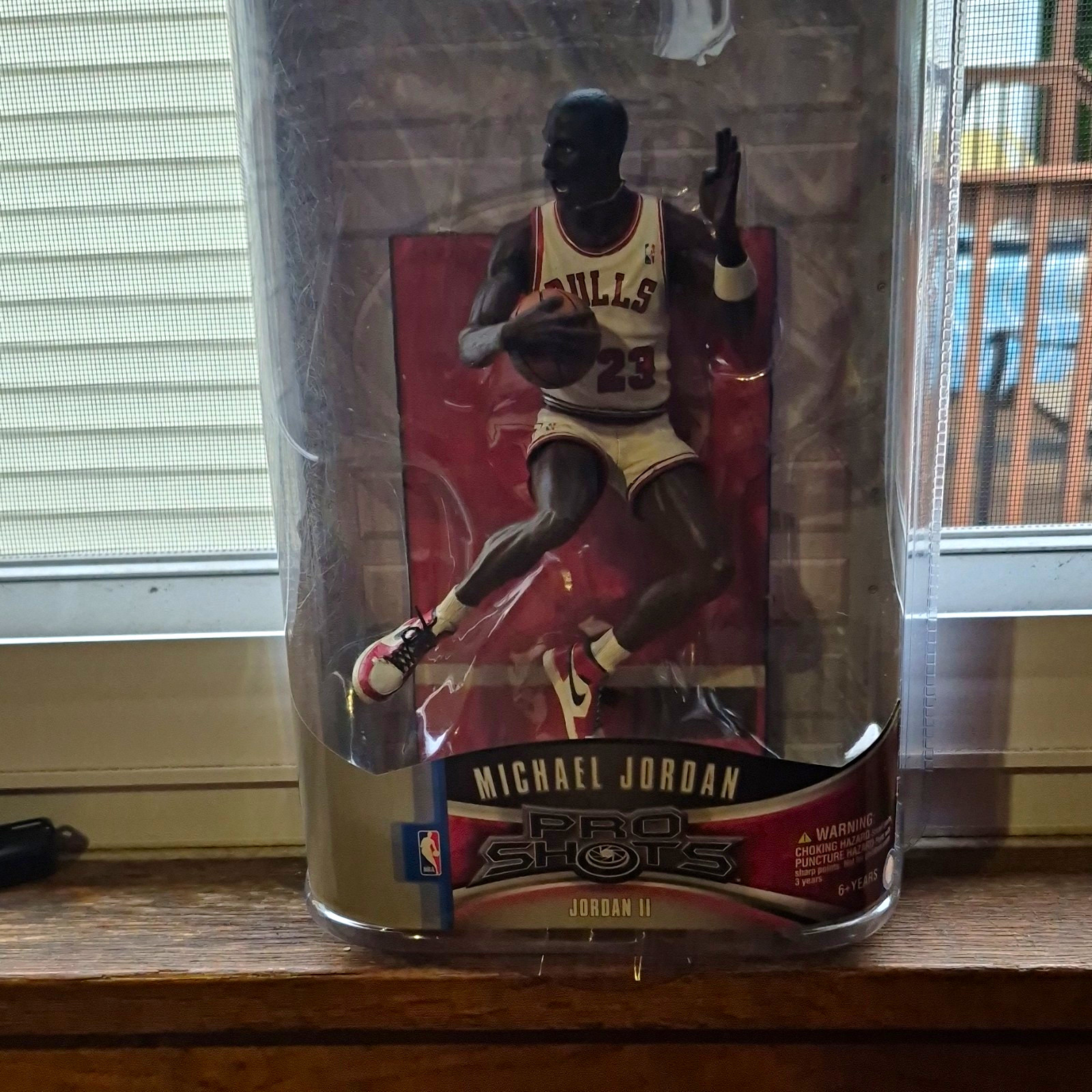 Upper Deck Pro Shots Michael Jordan NBA Basketball Figure Series 1 Unopened
