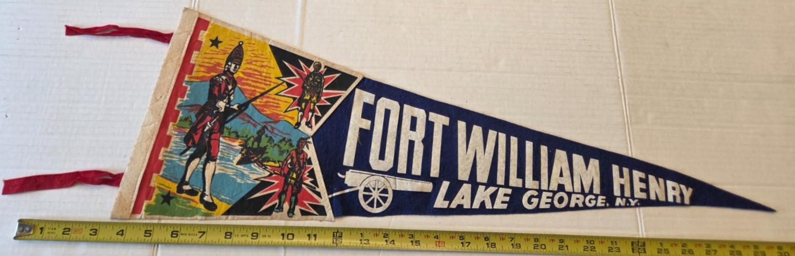 VINTAGE FORT WILLIAM HENRY LAKE GEORGE NEW YORK STITCHED FELT PENNANT 26\