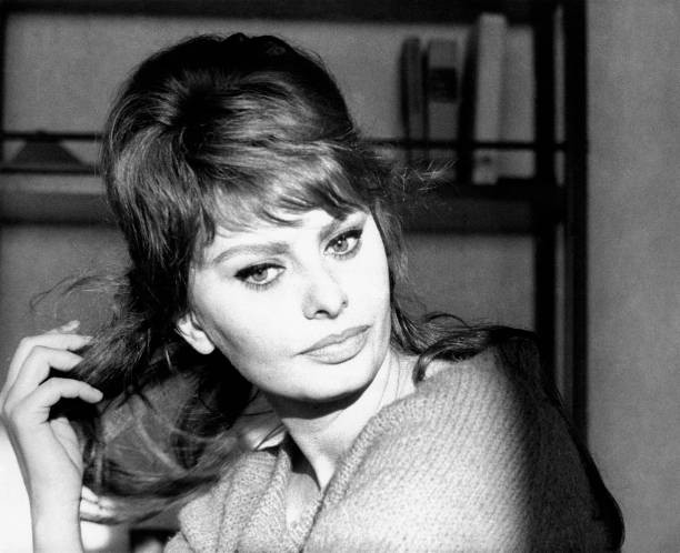 Italian actress Sophia Loren toying with her hair Madrid 1960 Old Photo 1