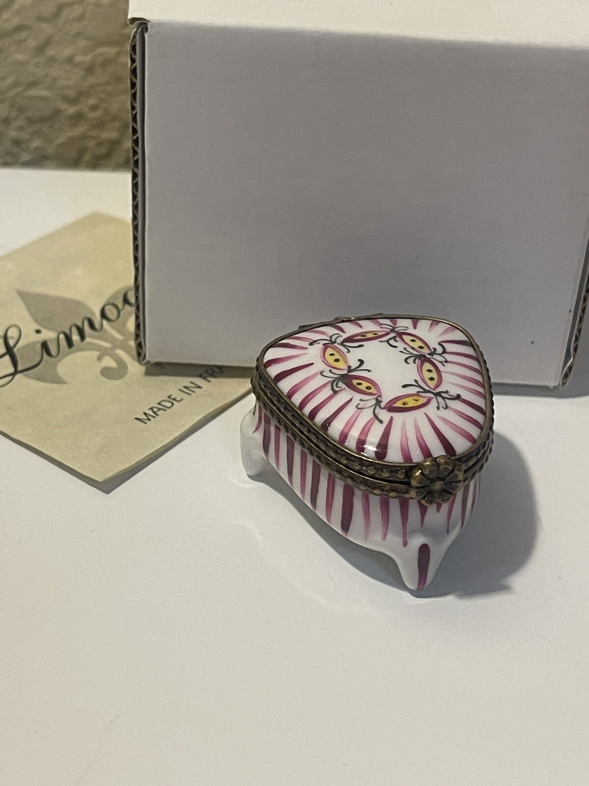 New Peint Main Limoges Box