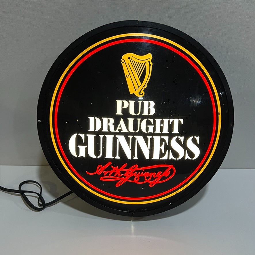 Vintage 1994 Pub Draught Guinness Beer Lighted Electric Bar Sign AX-163866 RARE Vintage 1994 Pub Draught Guinness Beer Lighted Electric Bar Sign AX-163866 RARE